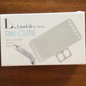 Riki Cutie Makeup Mirror